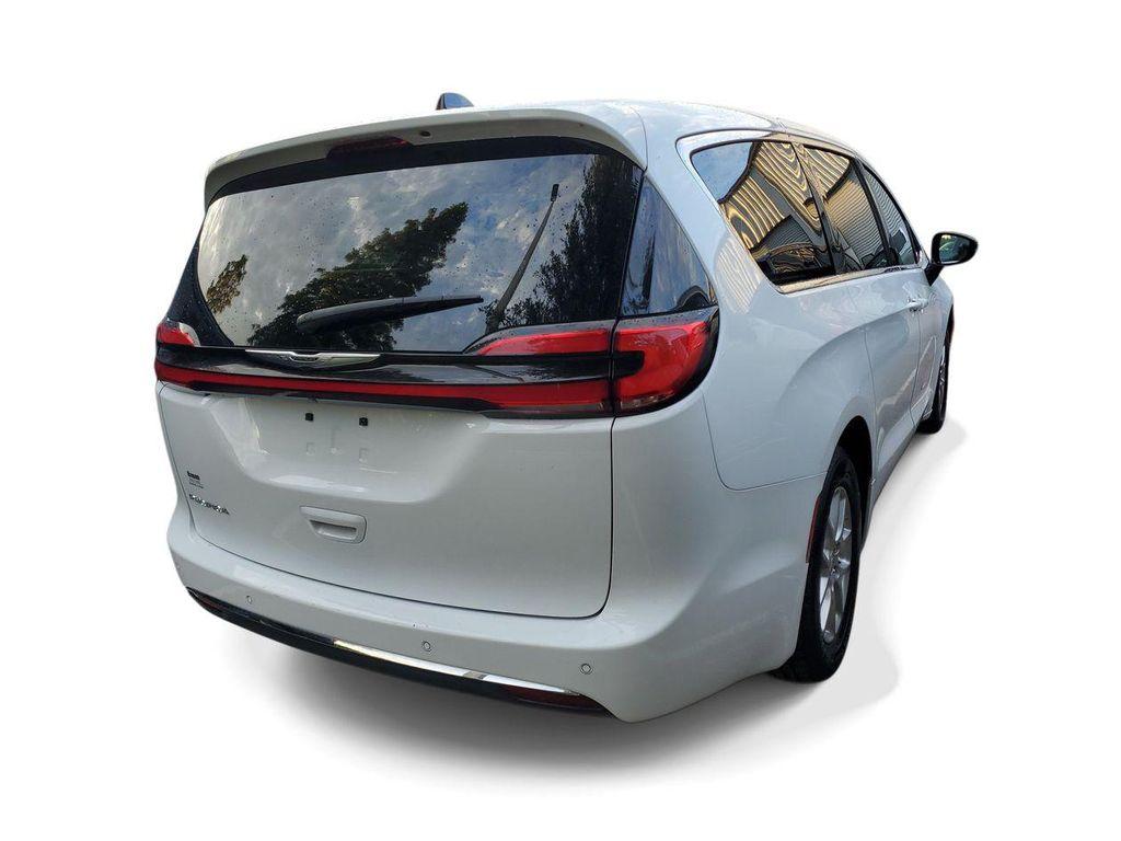 Chrysler Pacifica 2024