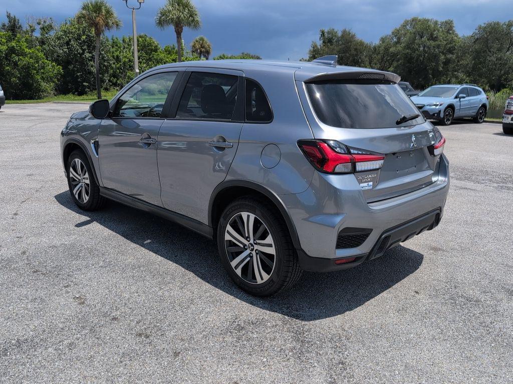 Mitsubishi Outlander Sport 2024
