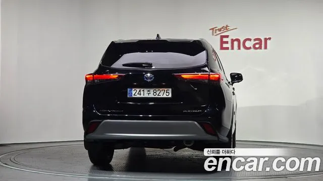 Toyota Highlander 2023