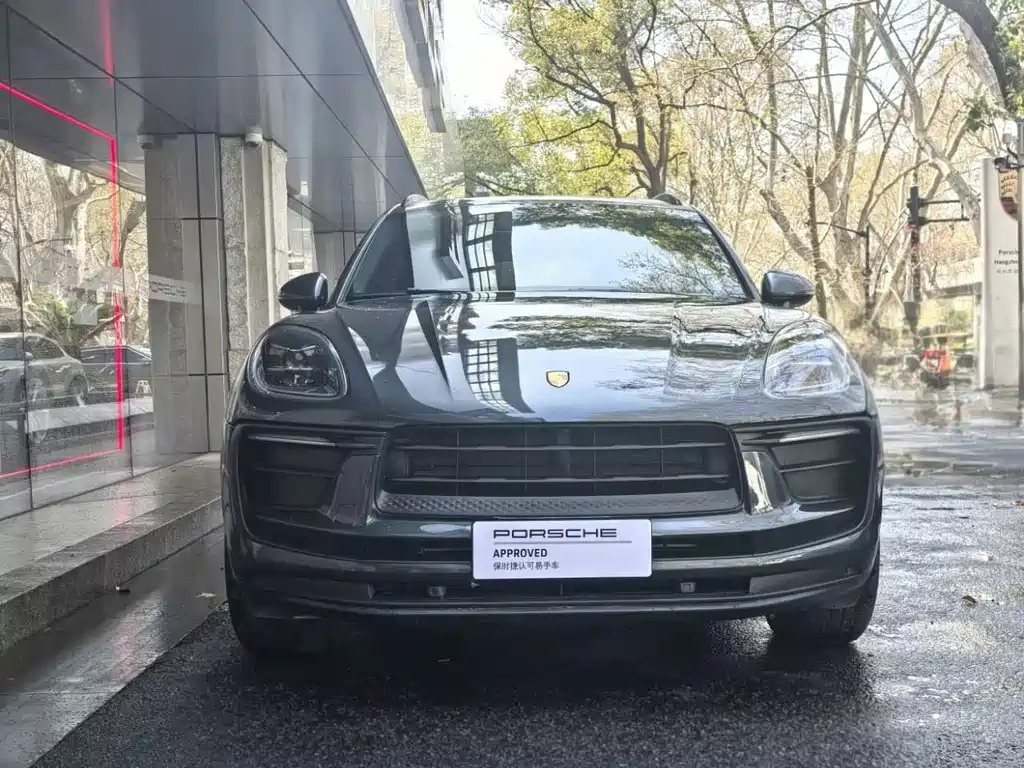 Porsche Macan 2024