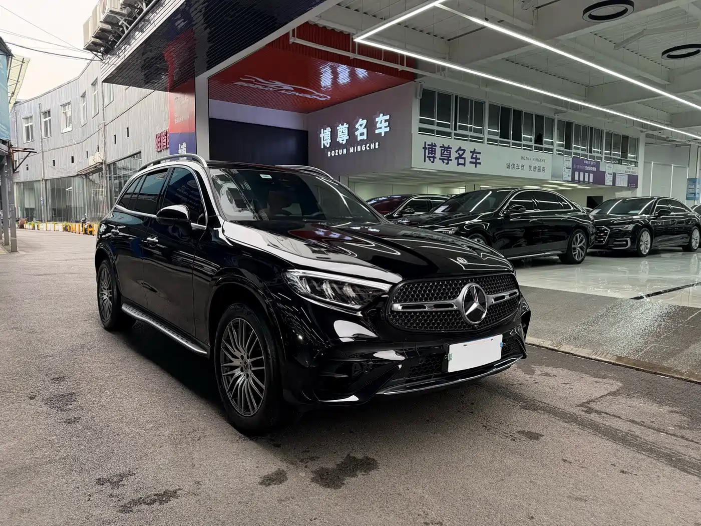 Mercedes-Benz GLC 2025