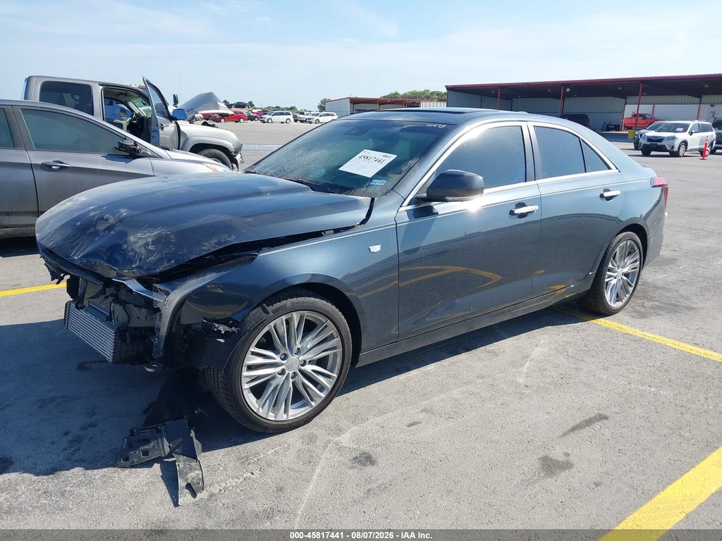 Cadillac CT4 2026