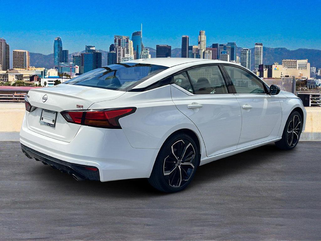 Nissan Altima 2025