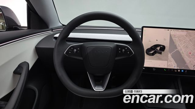 Tesla Model 3 2025