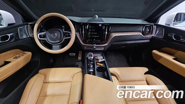 Volvo XC60 2021