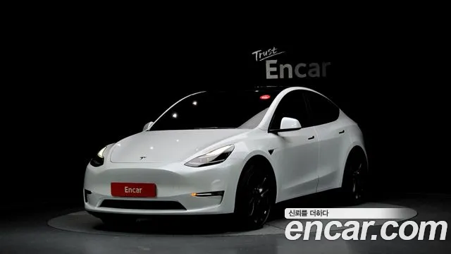 Tesla Model Y 2021