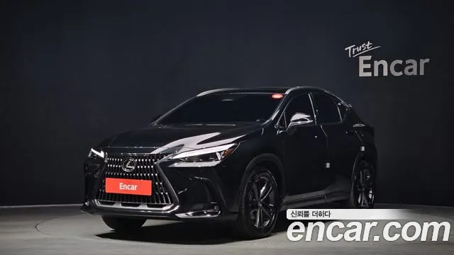 Lexus NX 2024