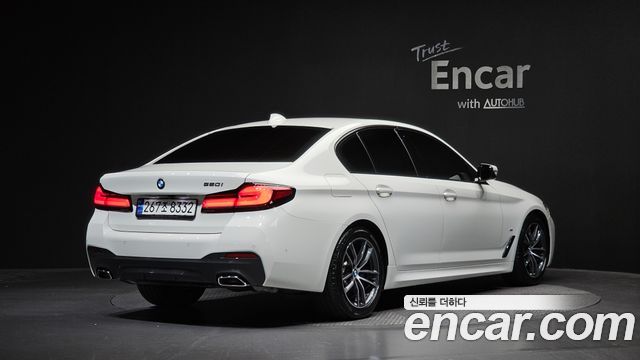 BMW 5 серии 2023