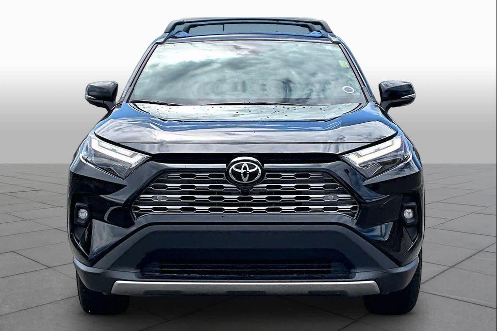 Toyota RAV4 2025