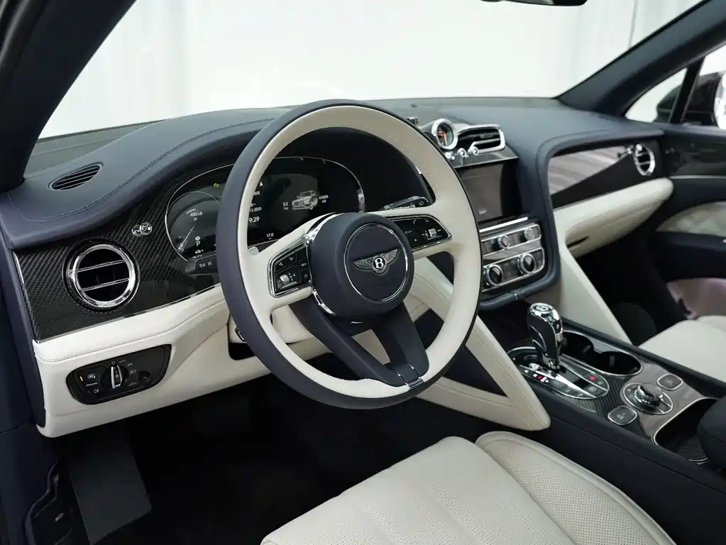 Bentley Bentayga 2021