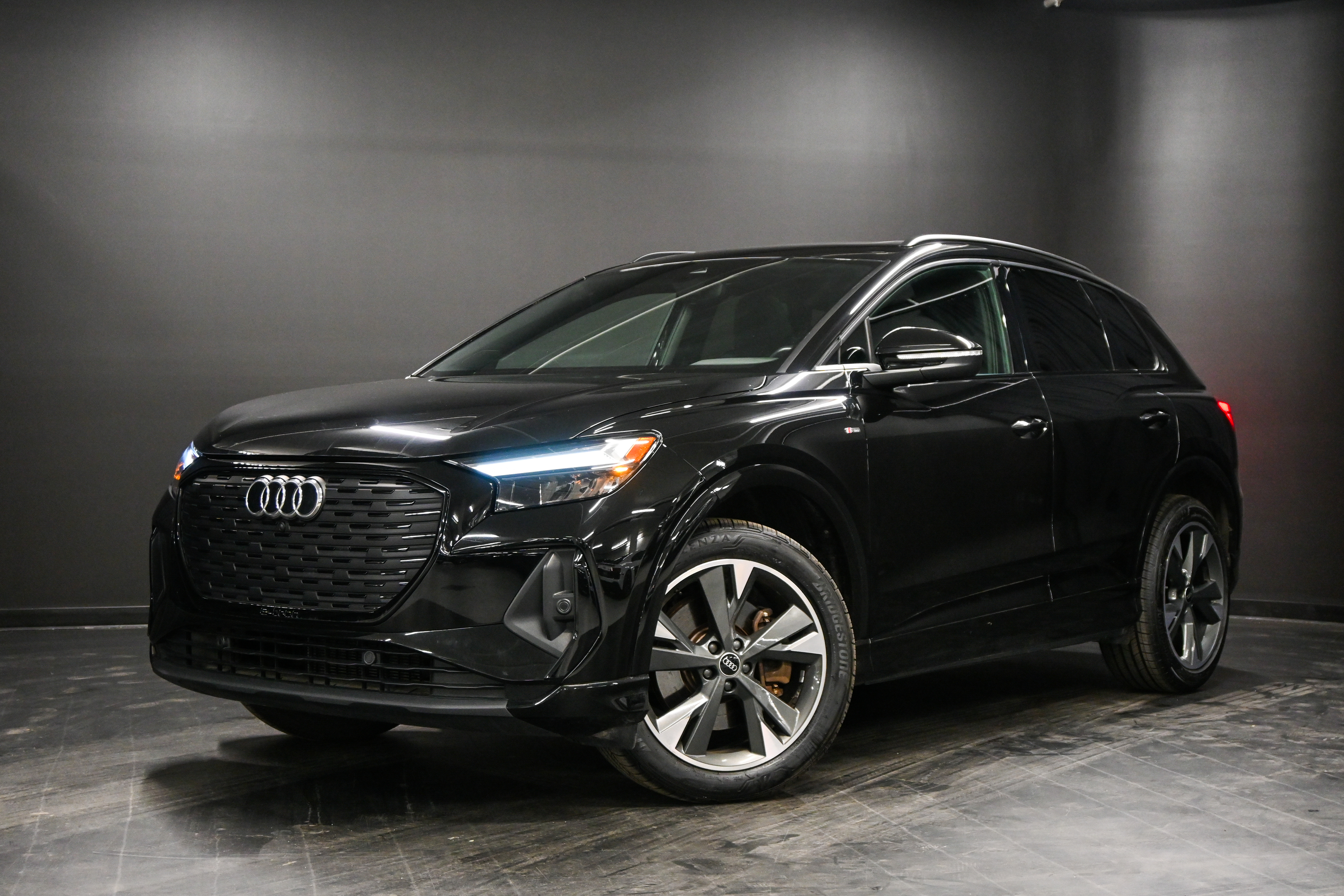Audi Q4 e-tron 2024