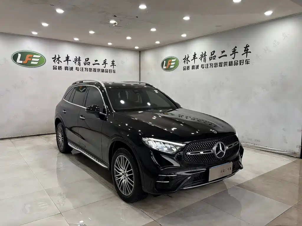 Mercedes-Benz GLC 2023