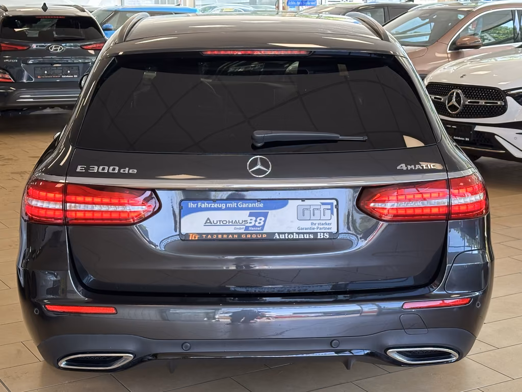Mercedes-Benz E 300 2021