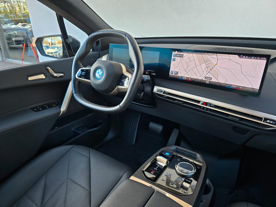 BMW iX 2022