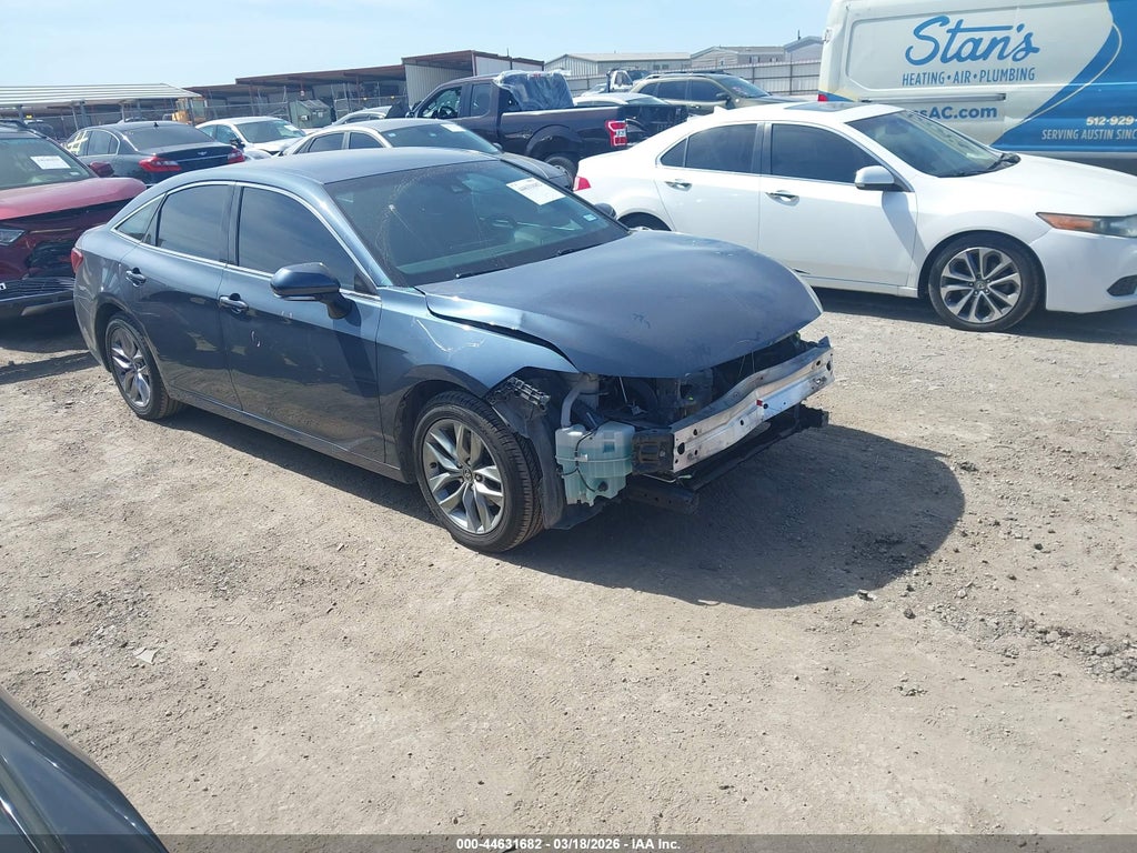 Toyota Avalon 2021