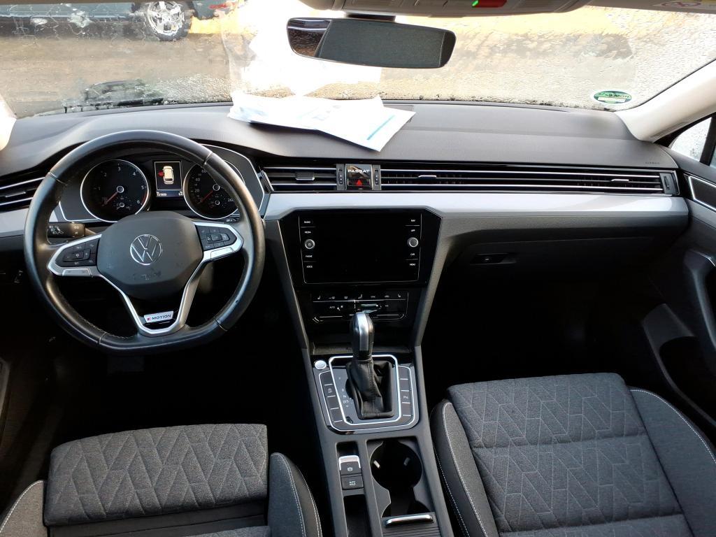 Volkswagen Passat 2023