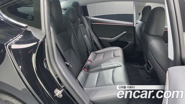 Tesla Model 3 2024