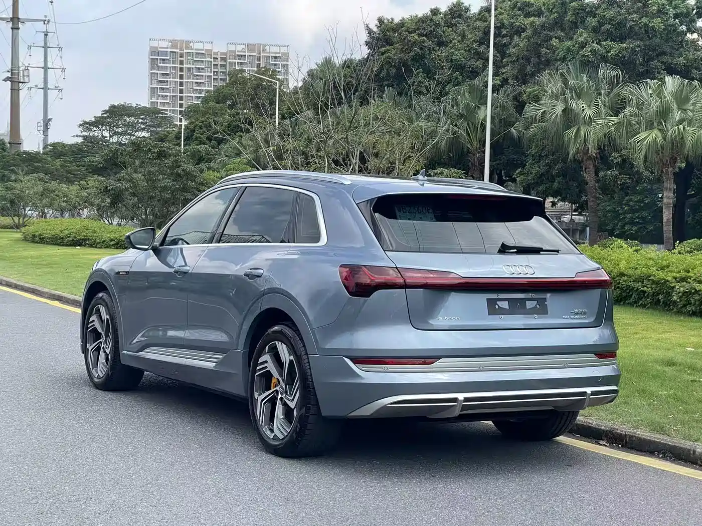 Audi e-tron 2022