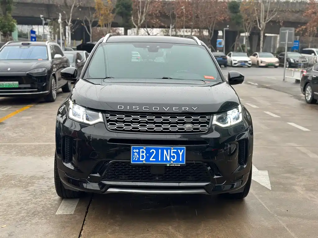 Land Rover Discovery Sport 2021