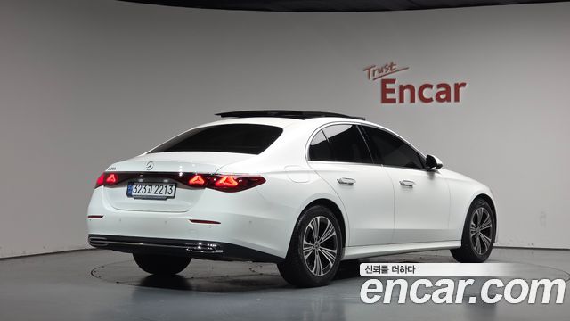 Mercedes-Benz E-Класс 2024