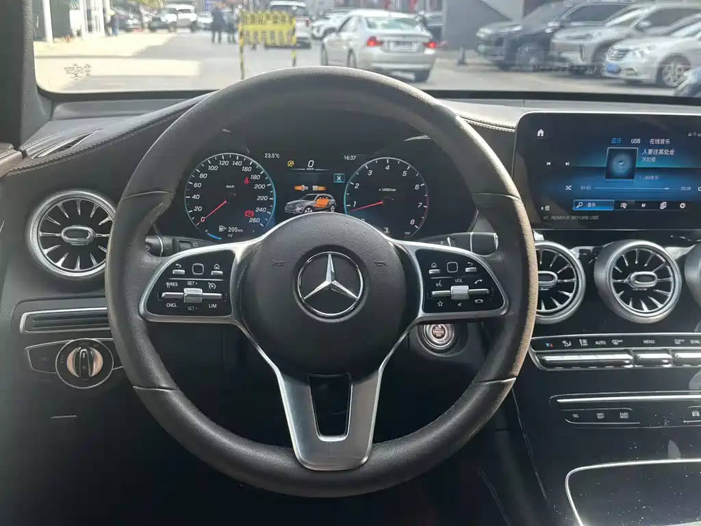 Mercedes-Benz GLC 2022