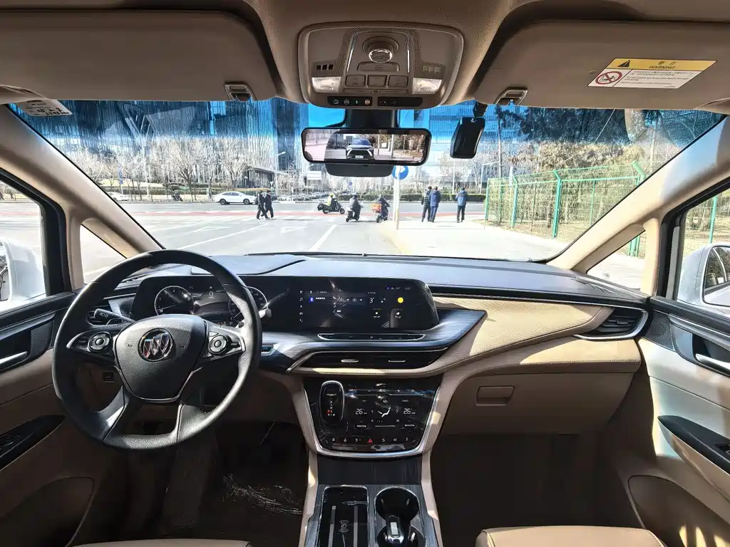 Buick GL8 2021