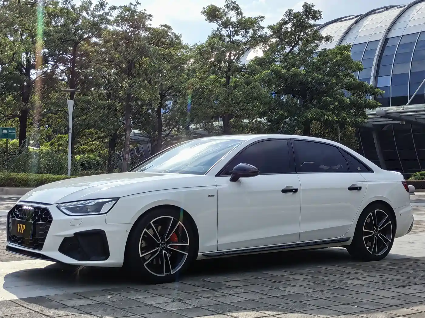 Audi A4 2023