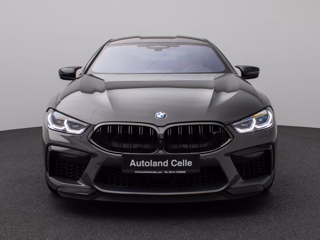 BMW M8 2022