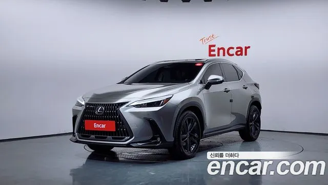 Lexus NX 2023
