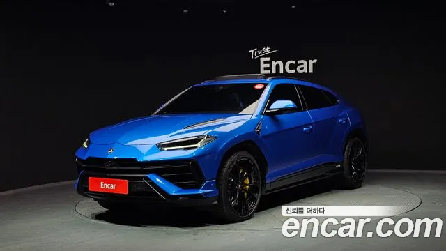 Lamborghini Urus 2024