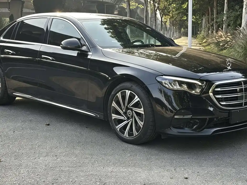 Mercedes-Benz E-Класс 2024