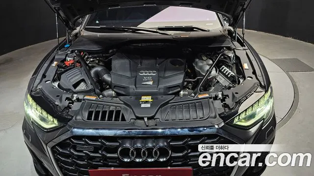 Audi A8 2022