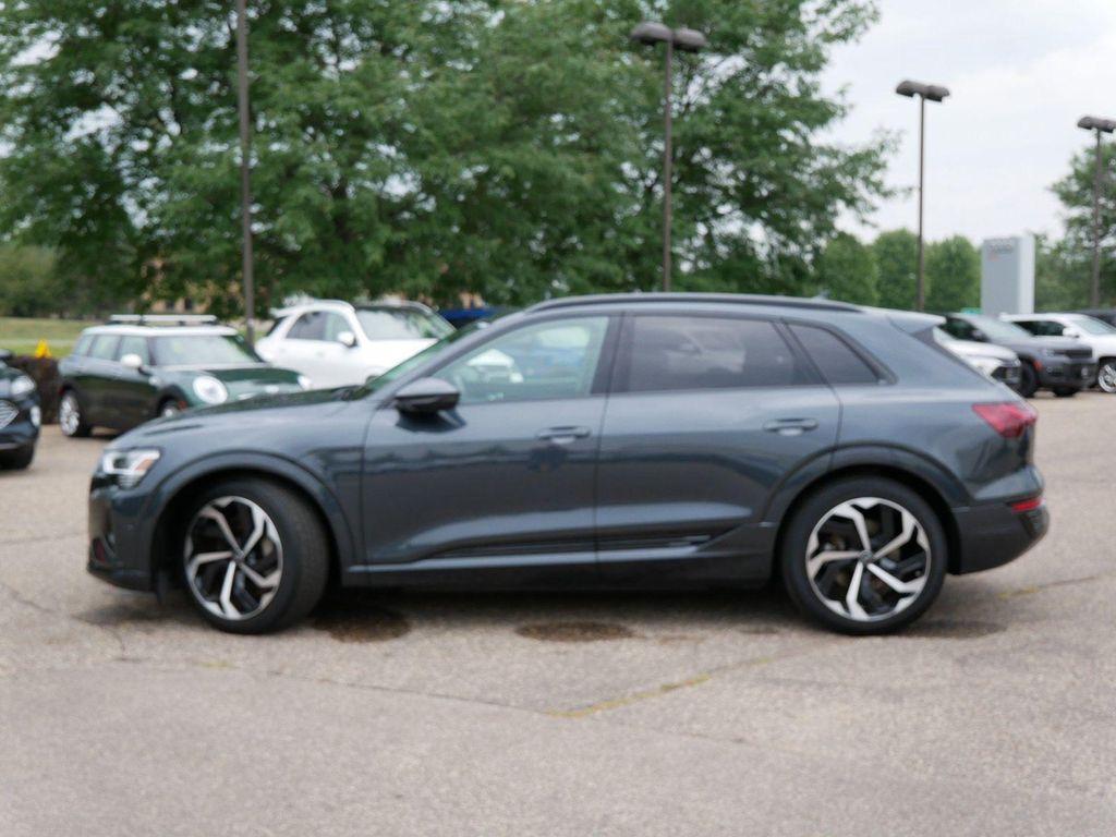 Audi Q8 e-tron 2024