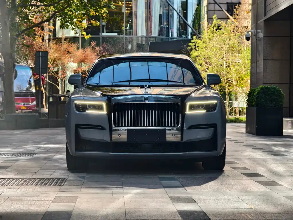Rolls-Royce Ghost 2023