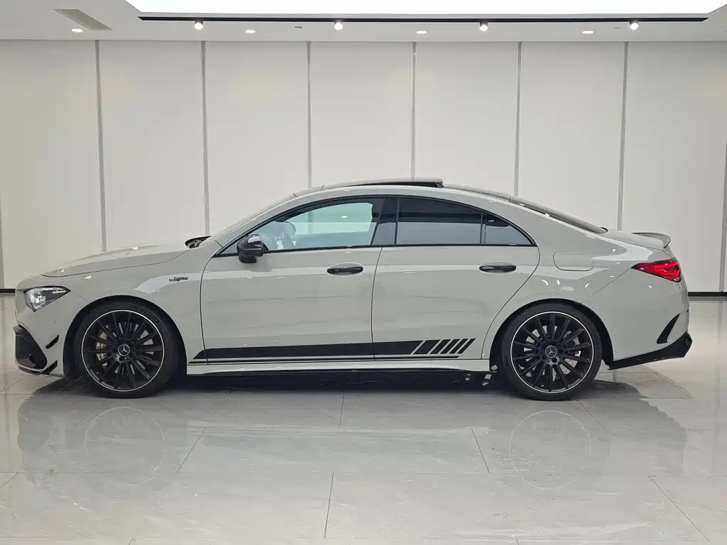 Mercedes-Benz CLA AMG 2021