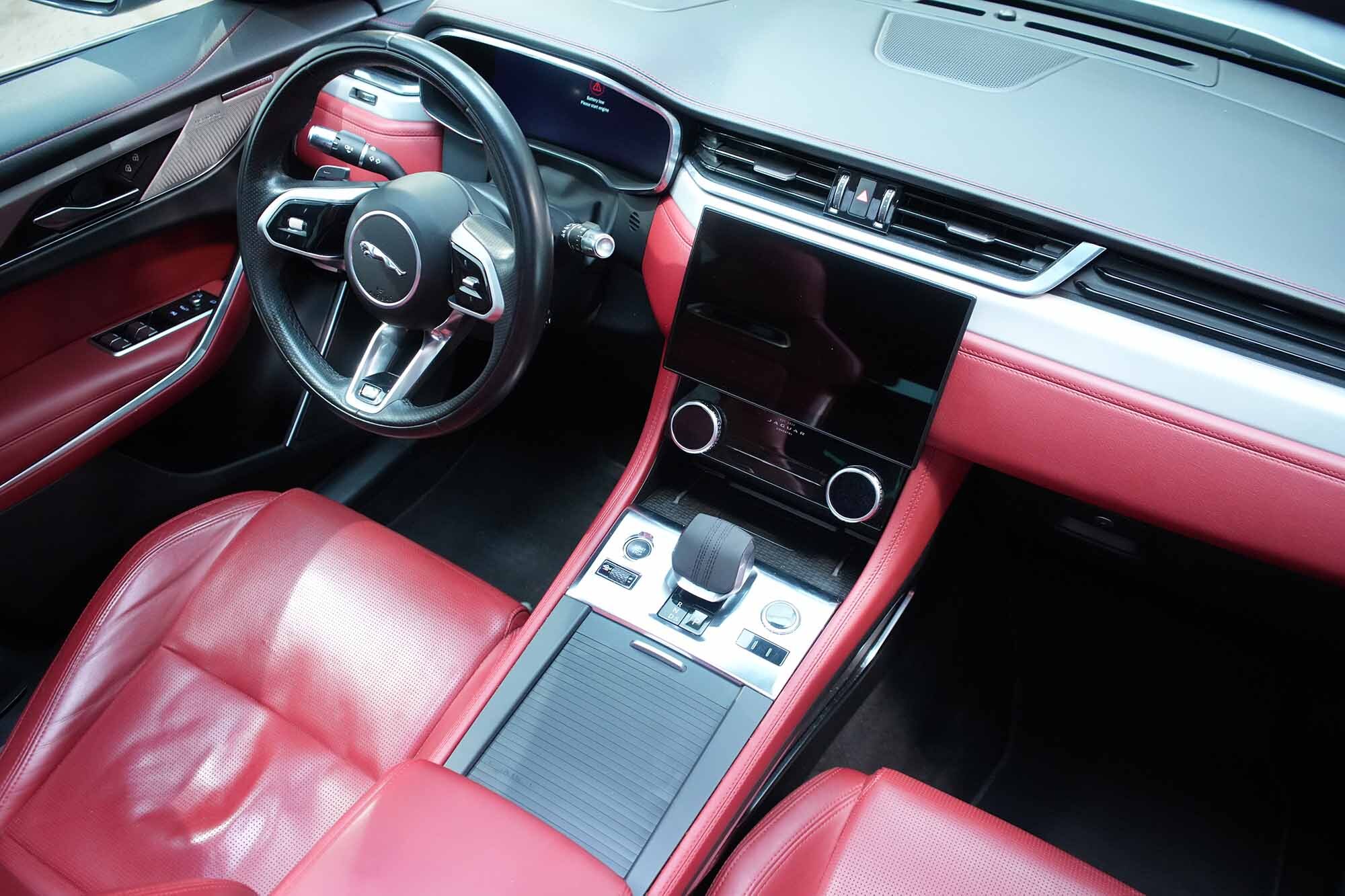 Jaguar F-Pace 2021