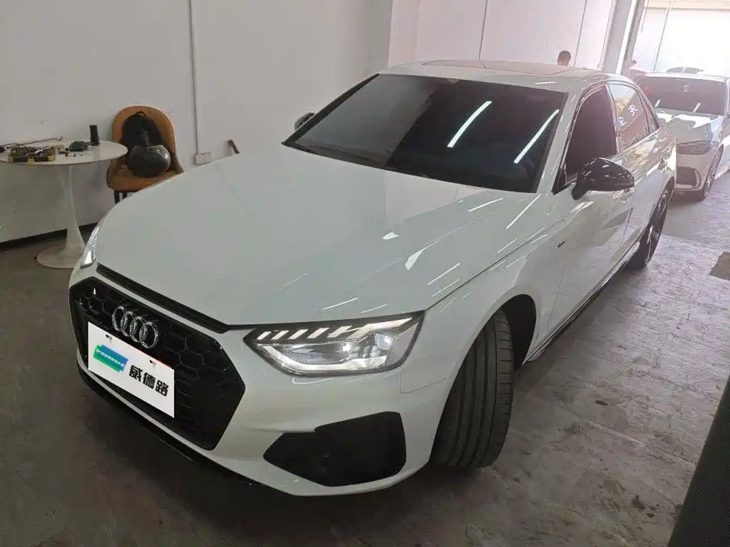 Audi A4 2024