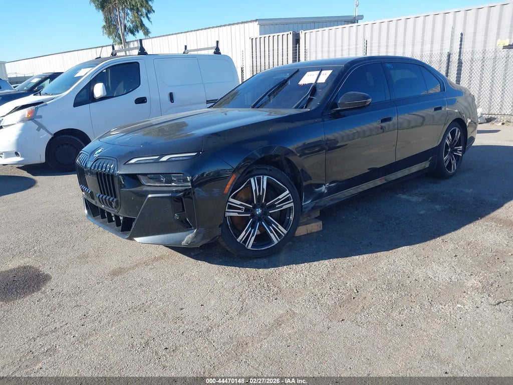 BMW i7 2024