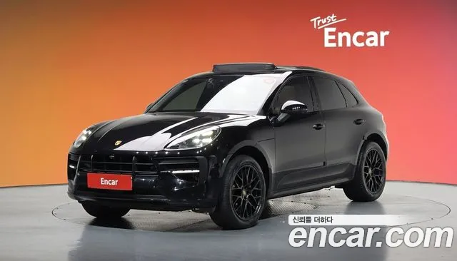 Porsche Macan 2020