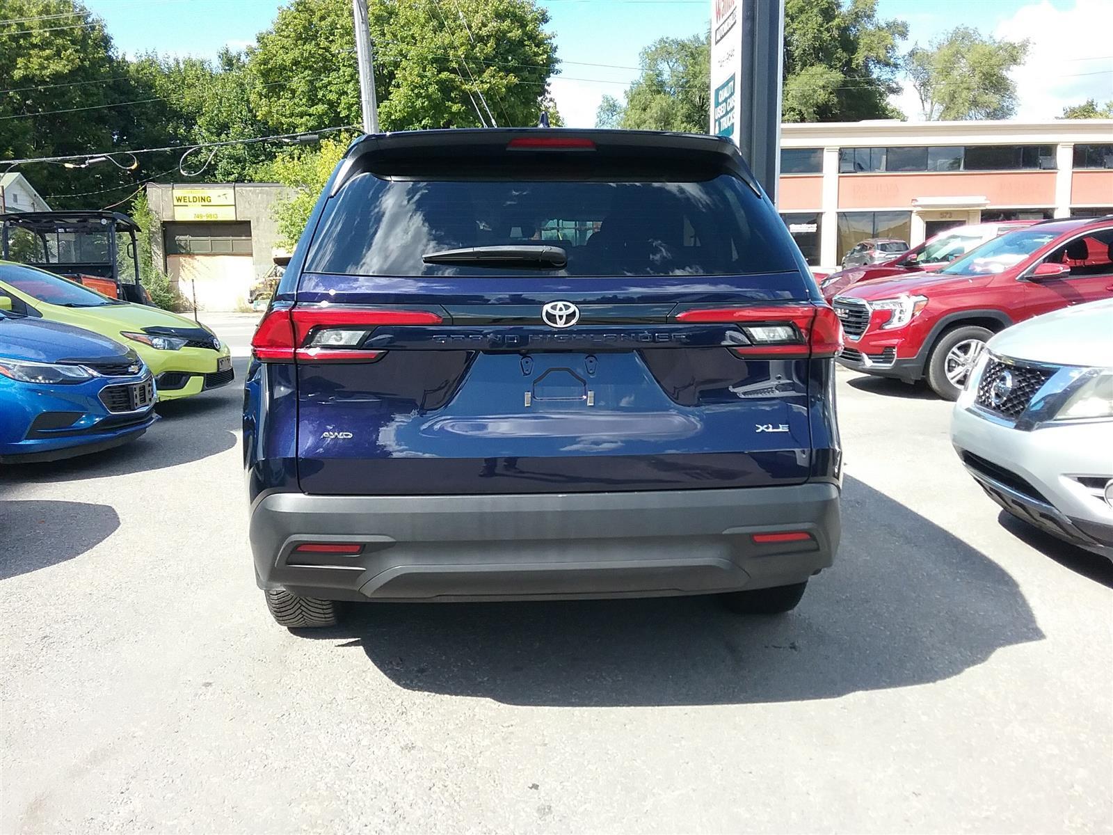Toyota Highlander 2024