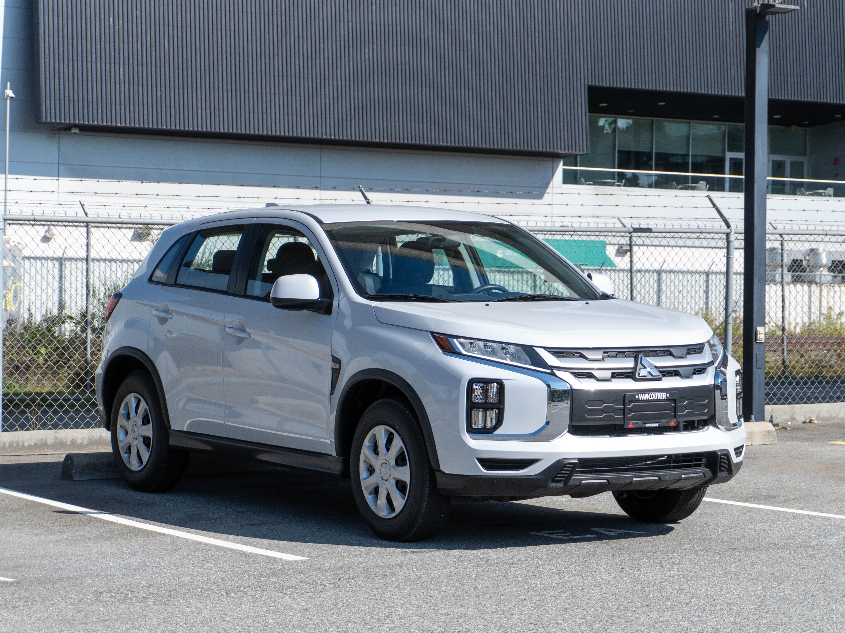 Mitsubishi RVR 2024