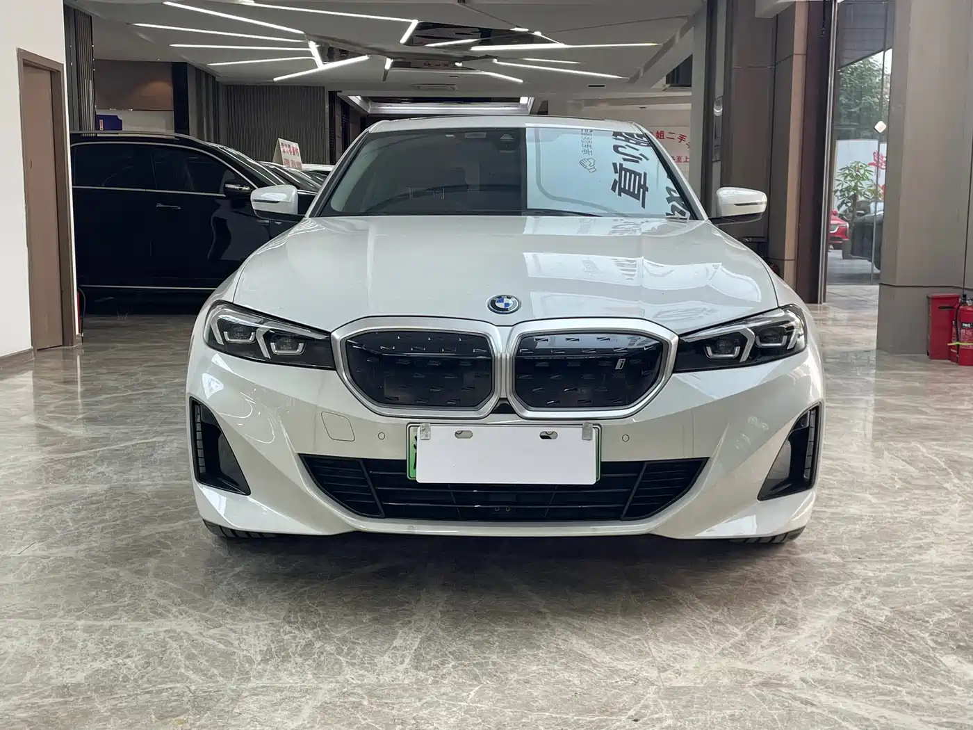 BMW i3 2024