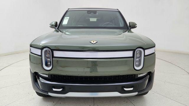 Rivian R1S 2022