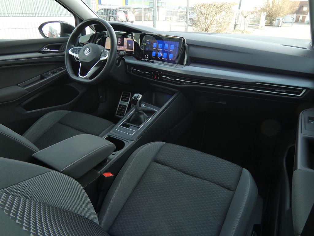 Volkswagen Golf 2021