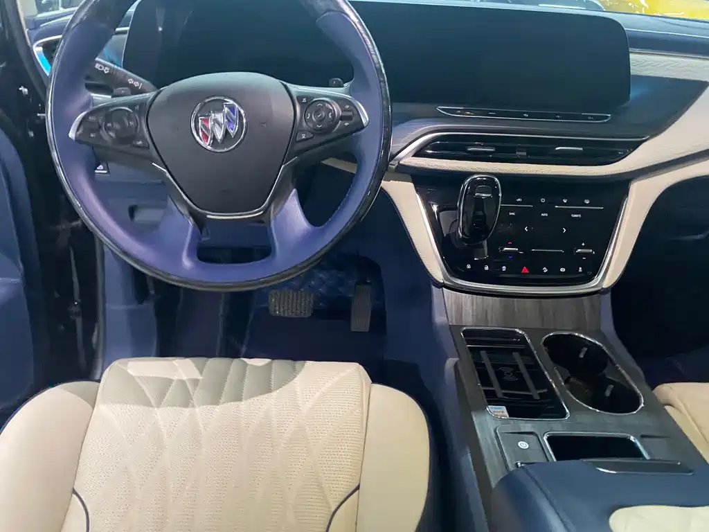 Buick GL8 2023