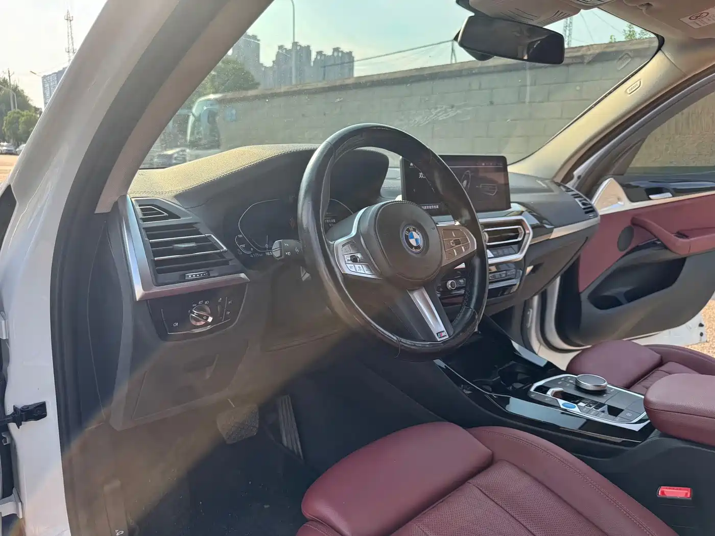 BMW iX3 2024
