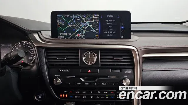 Lexus RX 2022