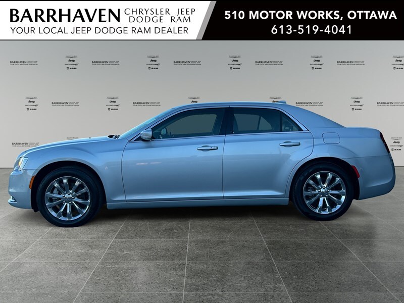 Chrysler 300 2021