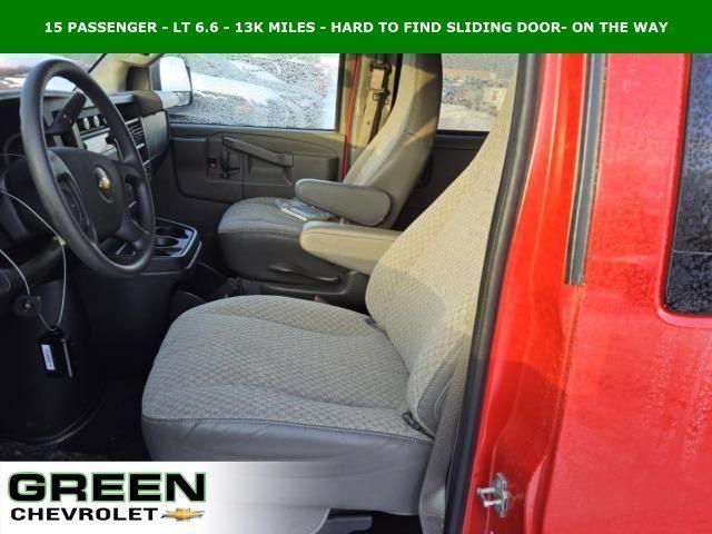 Chevrolet Express 2024
