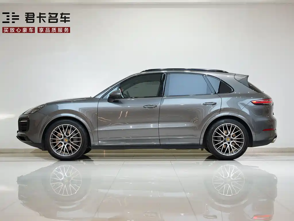 Porsche Cayenne 2022